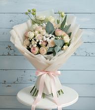 Букет цветов из:  Розы и Лизиантусы в Ковалево