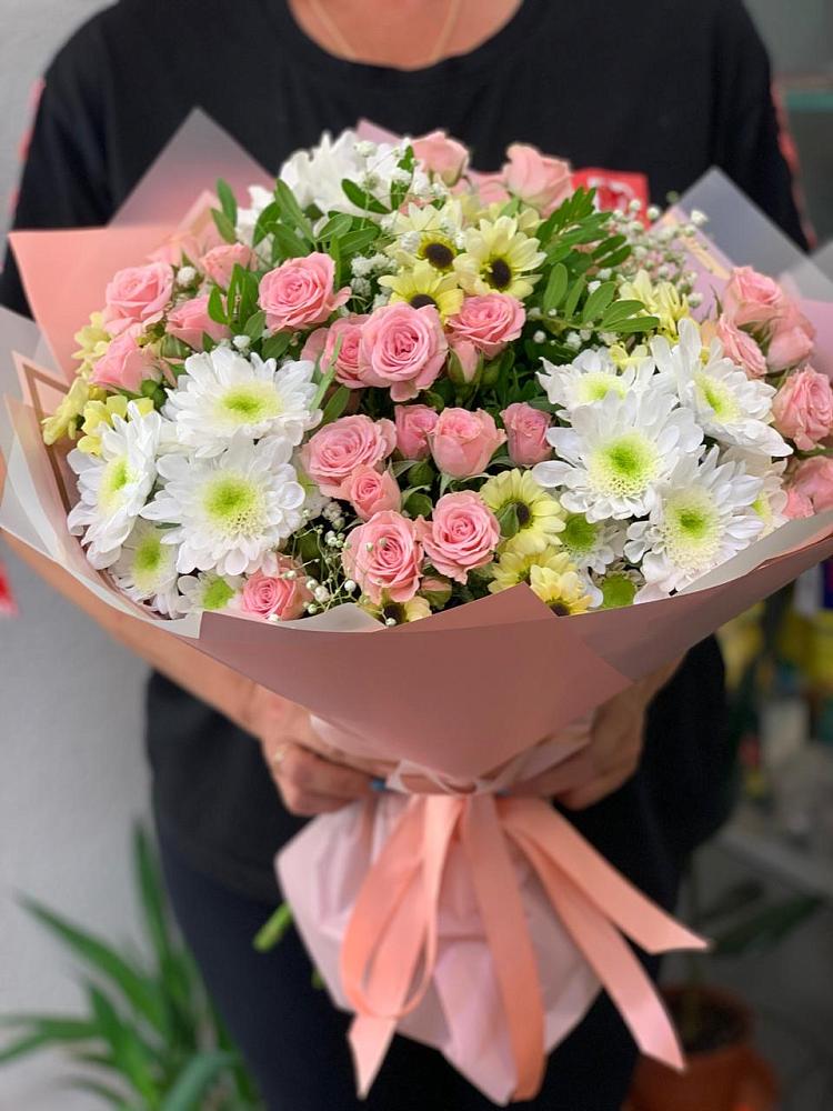 Букет цветов из: Розы и Хризантемы в Ковалево