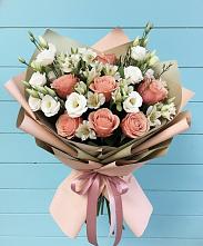 Букет цветов из:  Розы, Альстромерии и Лизиантусы в Ковалево