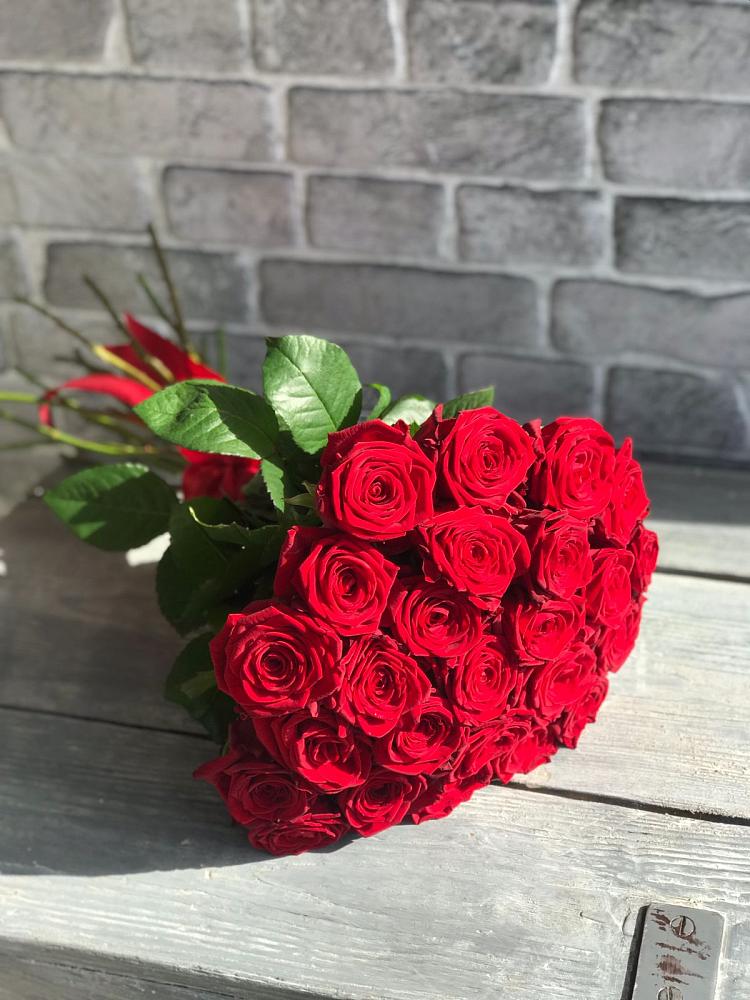 Букет Красные розы Фридом в Ковалево