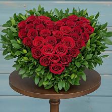 Цветочная композиция из Розы в виде сердца в Ковалево