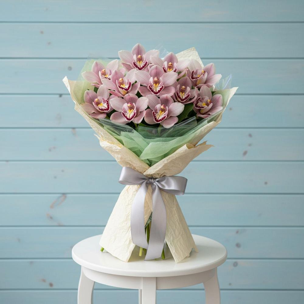 Букет цветов из: Орхидеи и Розы в Ковалево