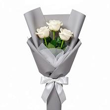 Букет 3 белые розы в Ковалево