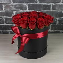 Цветочная композиция из Розы в шляпной коробке в Ковалево