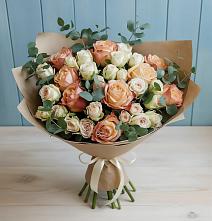 Букет цветов из:  Альстромерии и Розы в Ковалево